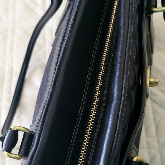 COACH Monogram Canvas Signature Logo Shoulder/ Handbag - Picture 9 of 16